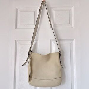 Coach Vintage Beige Pebbled Leather Crossbody Bag